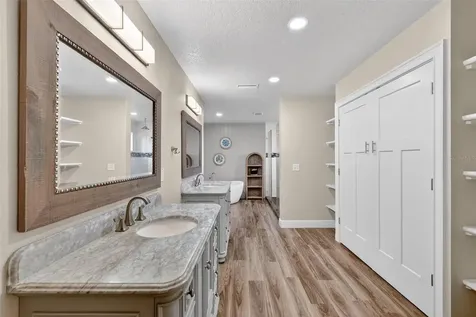 4564 County Road 103g Oxford FL 34484
