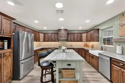4564 County Road 103g Oxford FL 34484