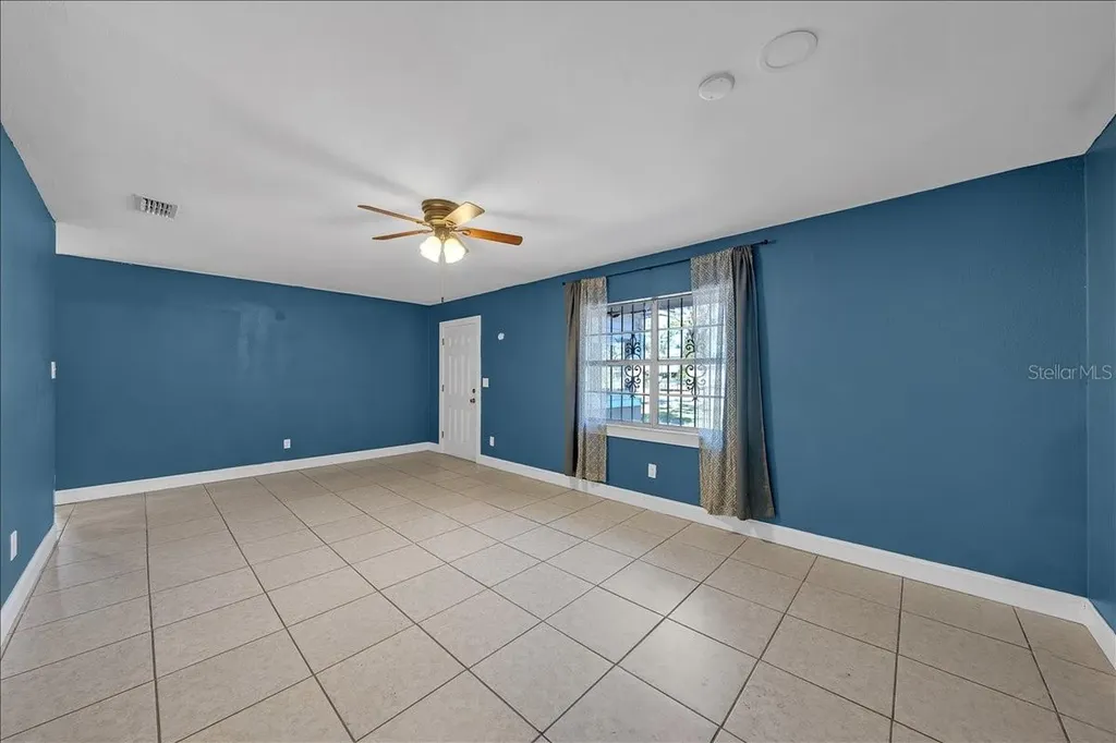 205 2nd Avenue SE Ruskin FL 33570