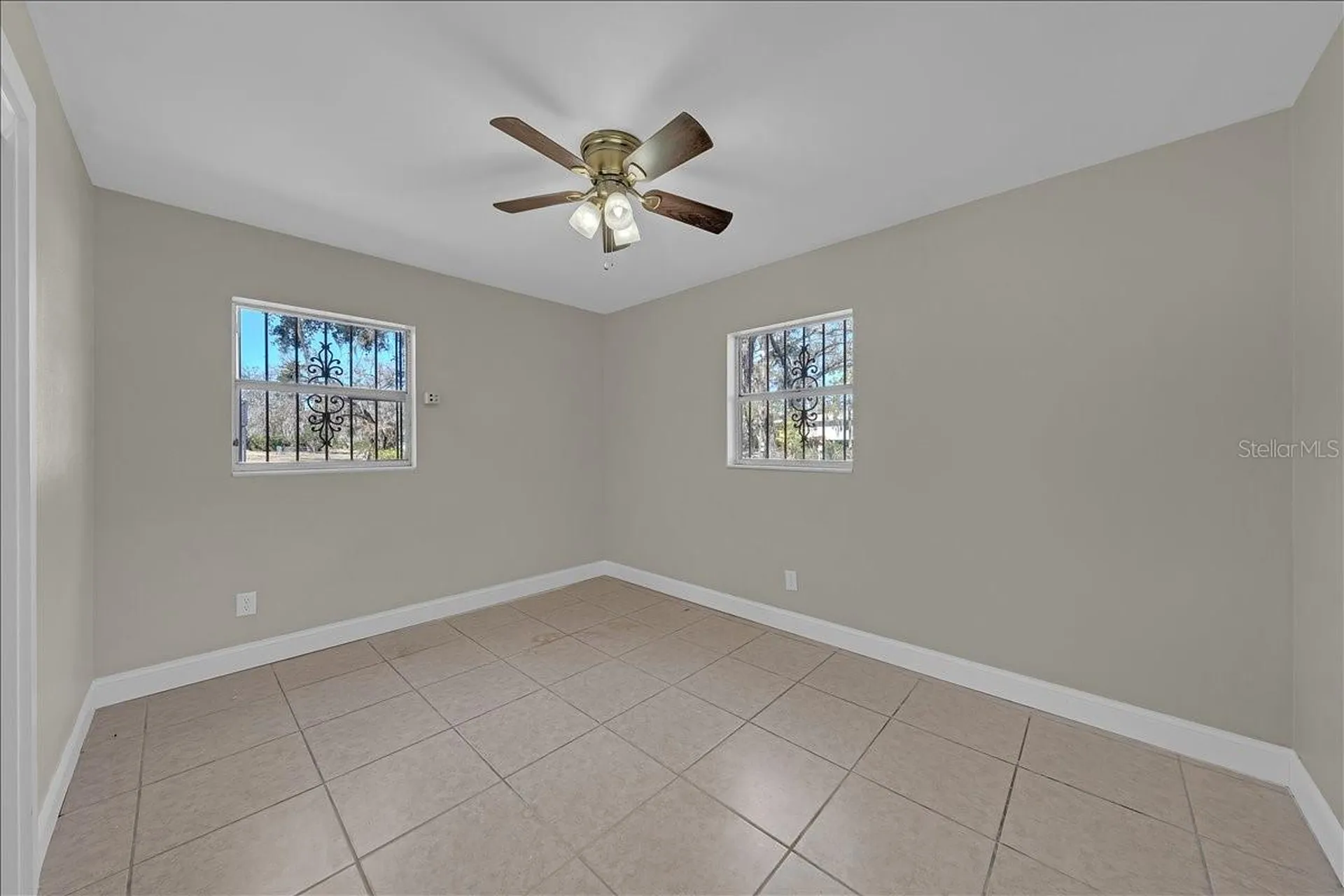 205 2nd Avenue SE Ruskin FL 33570