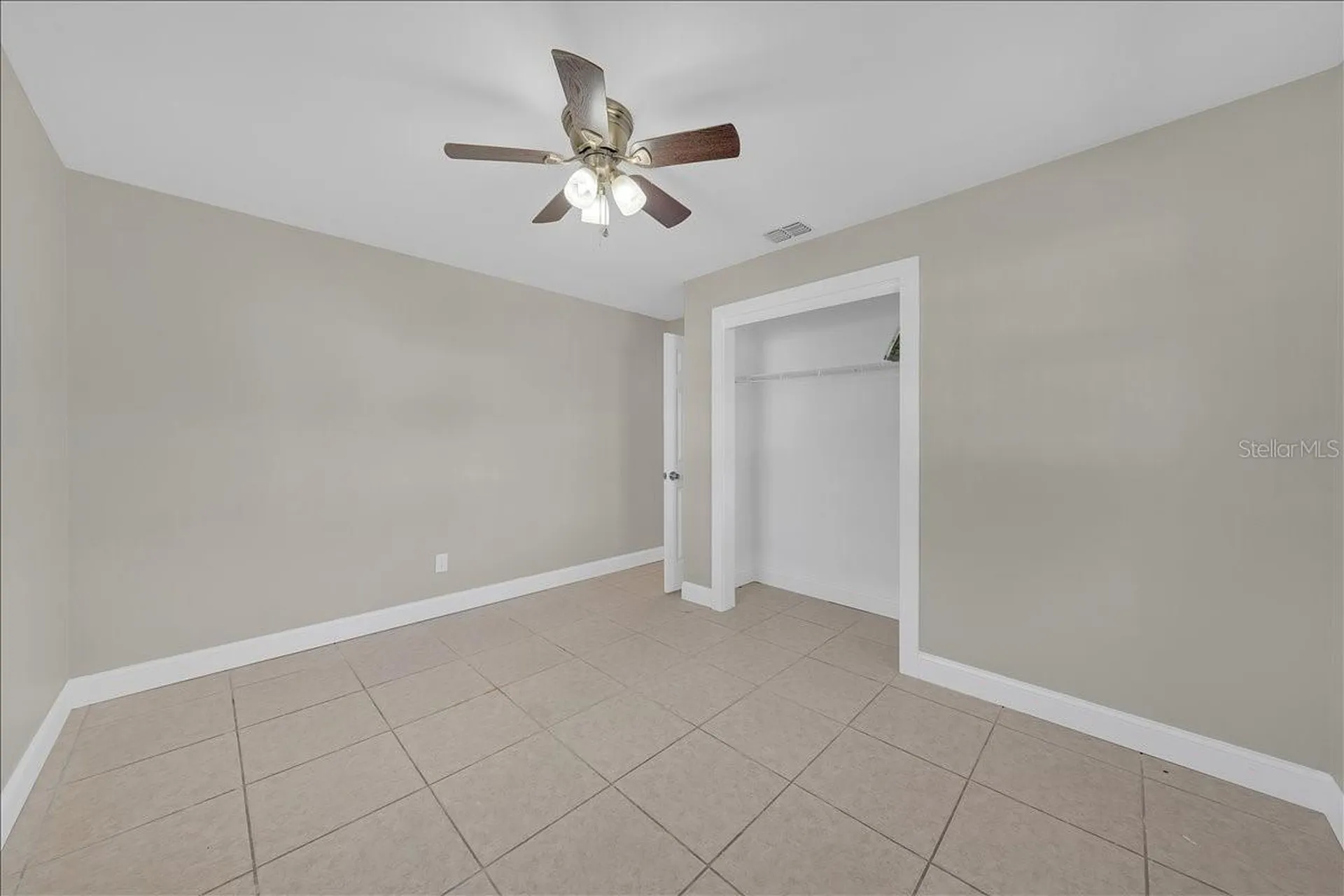 205 2nd Avenue SE Ruskin FL 33570