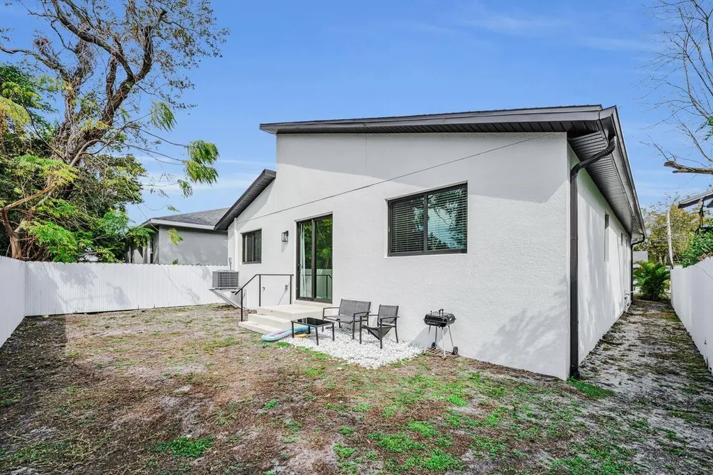 1590 S Washington Avenue Clearwater FL 33756