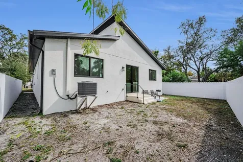 1590 S Washington Avenue Clearwater FL 33756