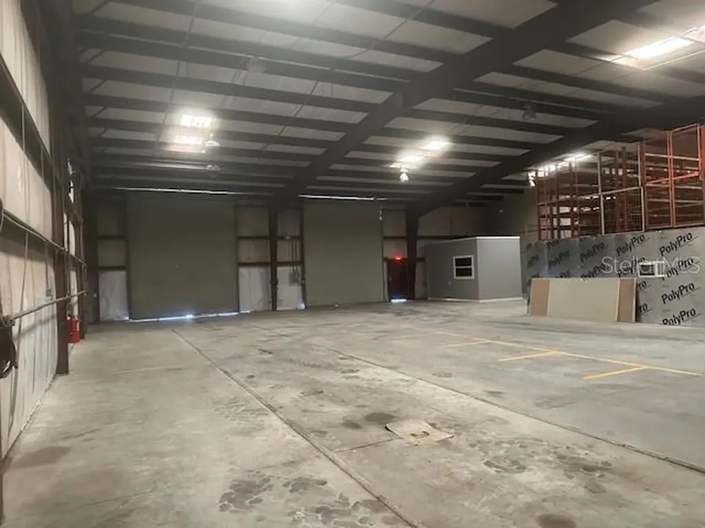 2410 E 92 Highway Plant City FL 33566