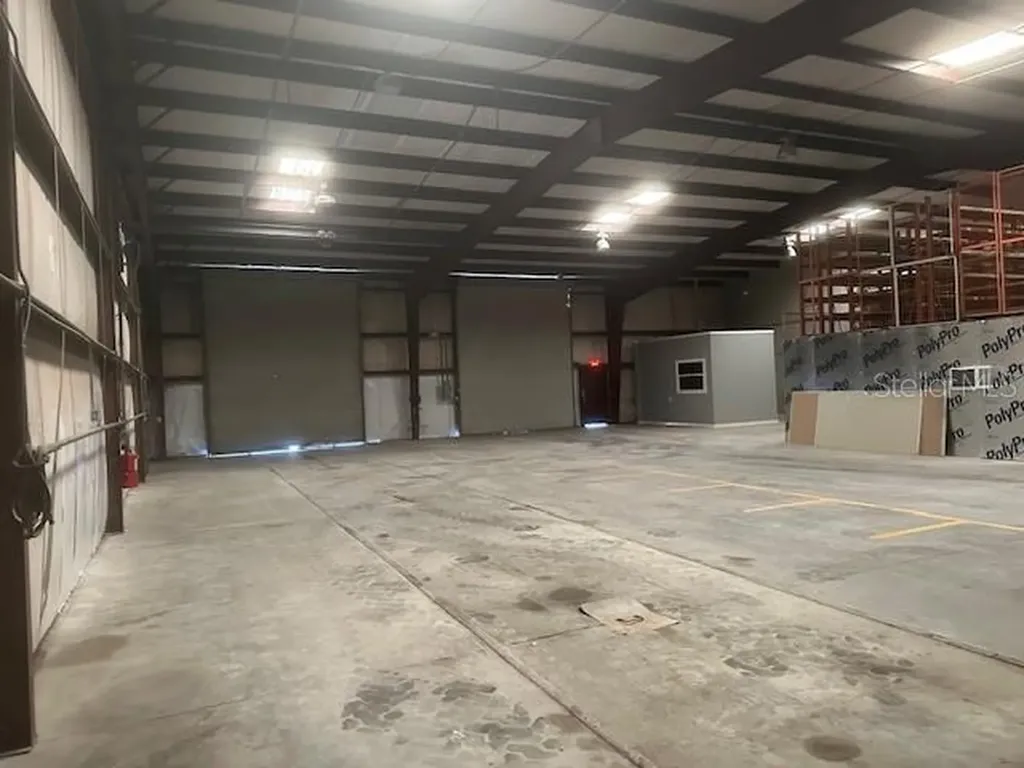 2410 E 92 Highway Plant City FL 33566