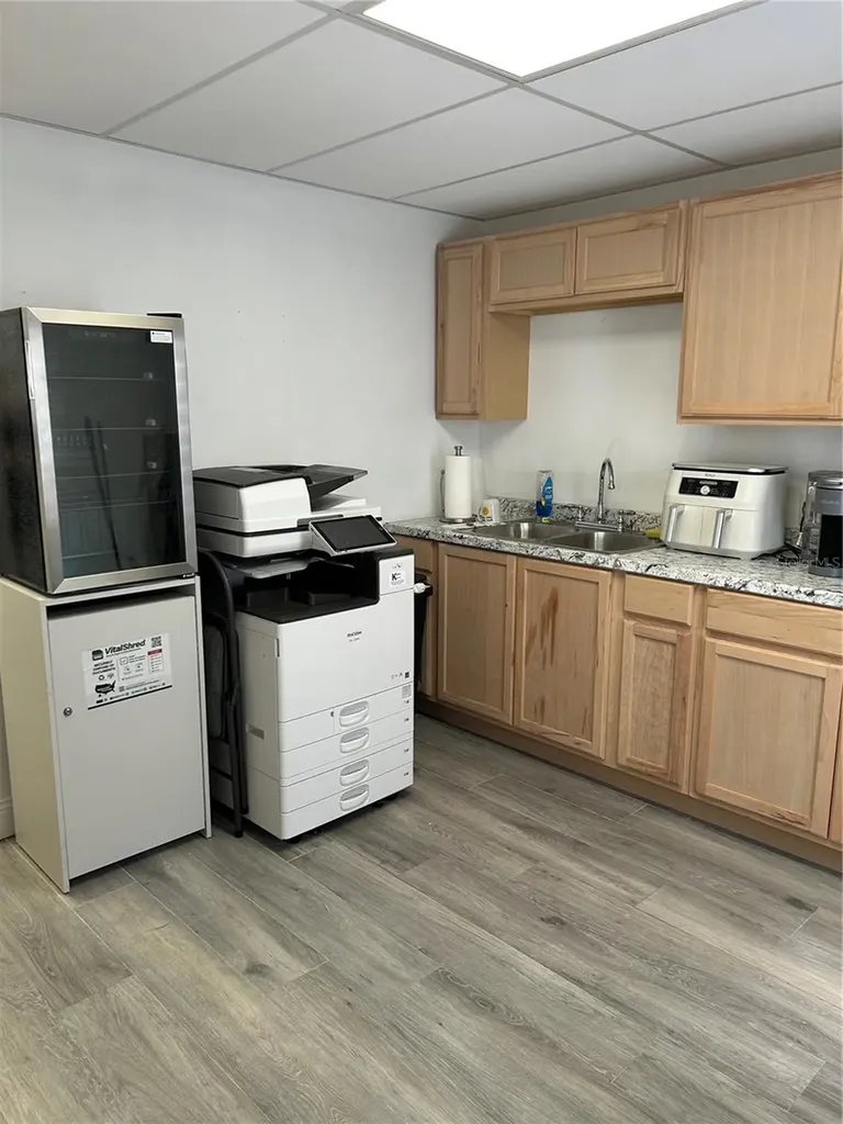 13302 Winding Oak Court Tampa FL 33612