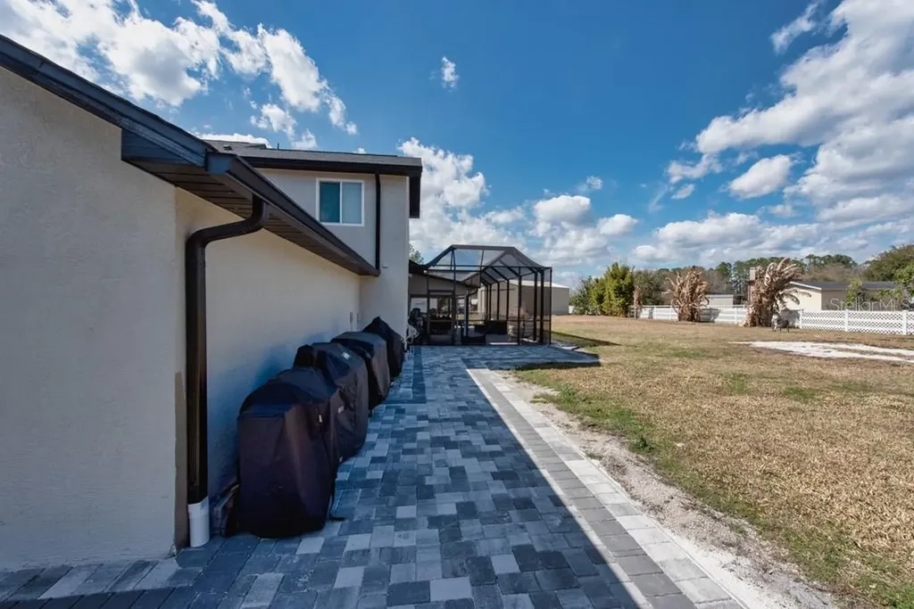 4110 Meadow Run Lane Wesley Chapel FL 33543