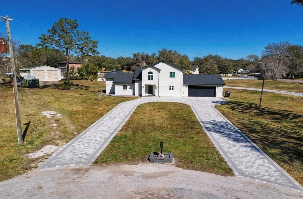 4110 Meadow Run Lane Wesley Chapel FL 33543