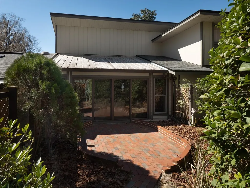 1630 NW 19th Circle Gainesville FL 32605
