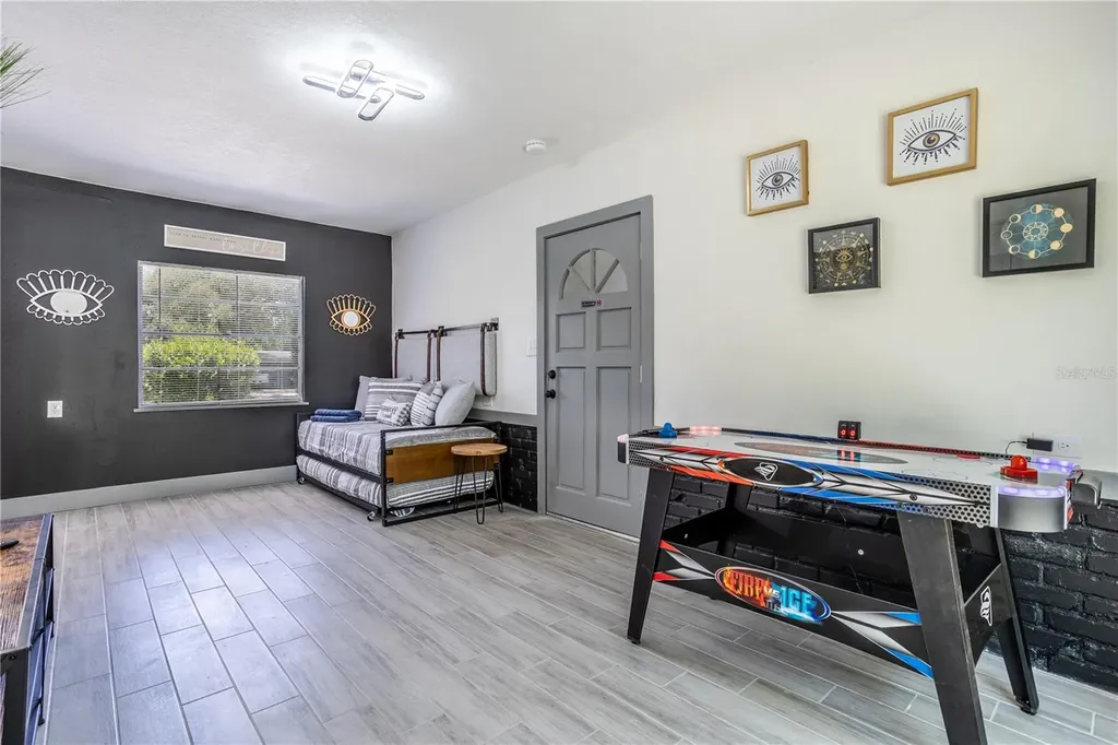 1213 Corbett Lane Orlando FL 32806
