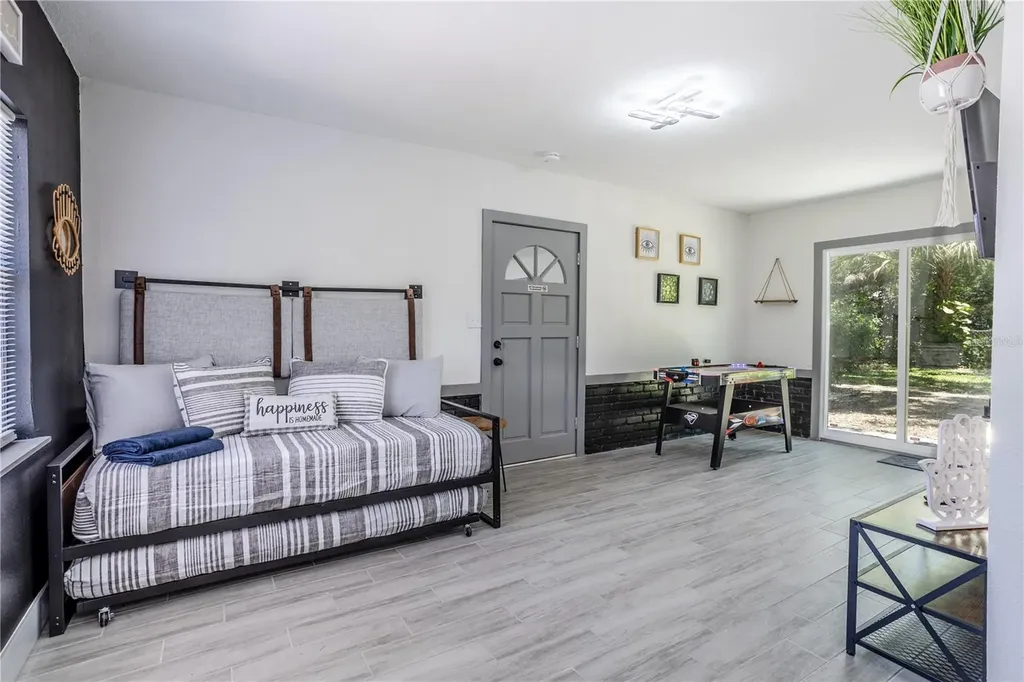 1213 Corbett Lane Orlando FL 32806