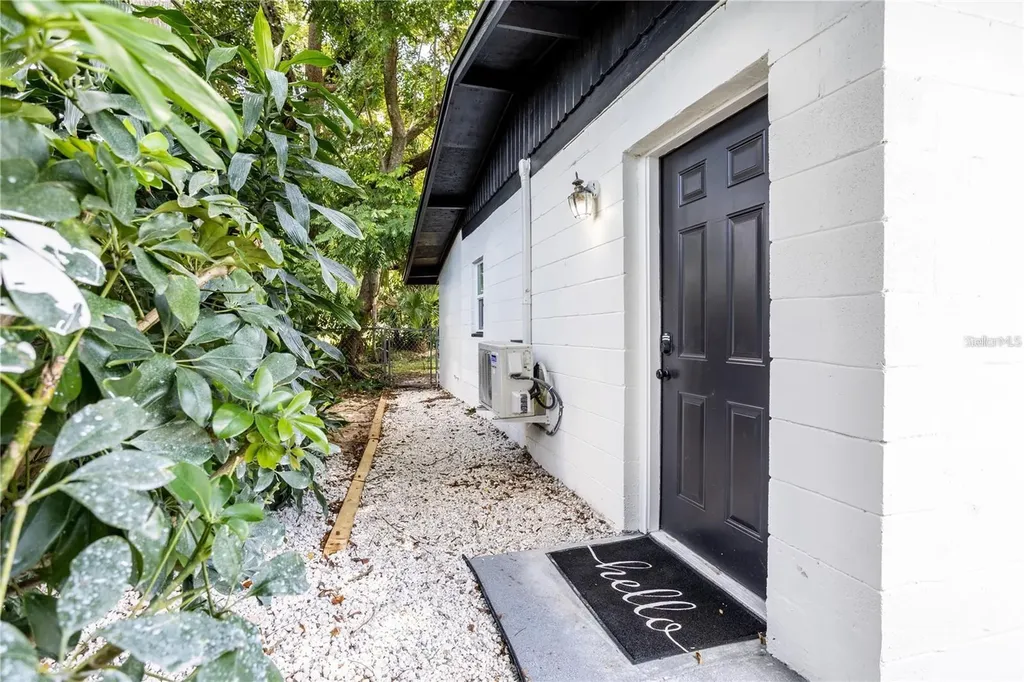 1213 Corbett Lane Orlando FL 32806