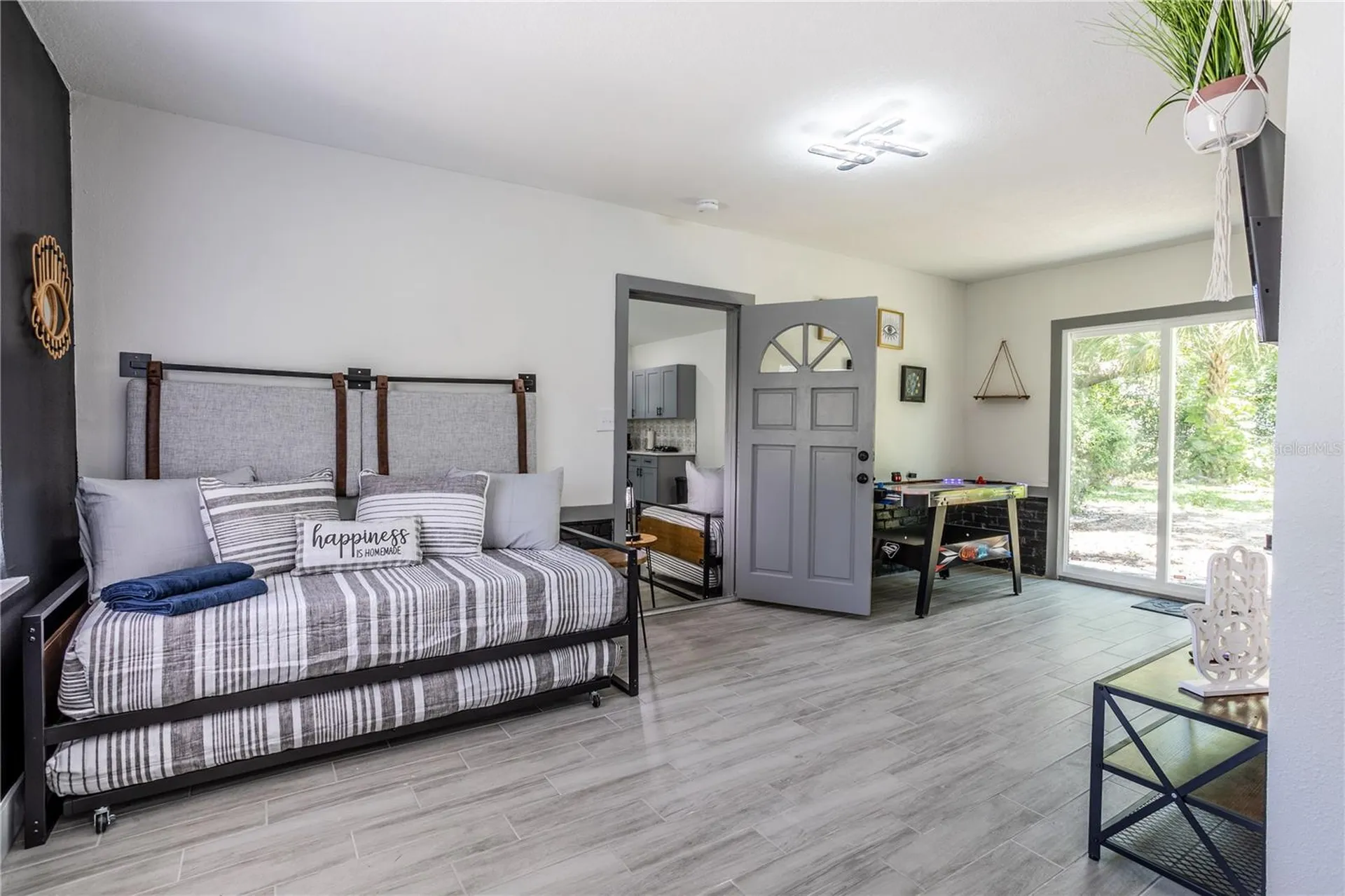 1213 Corbett Lane Orlando FL 32806