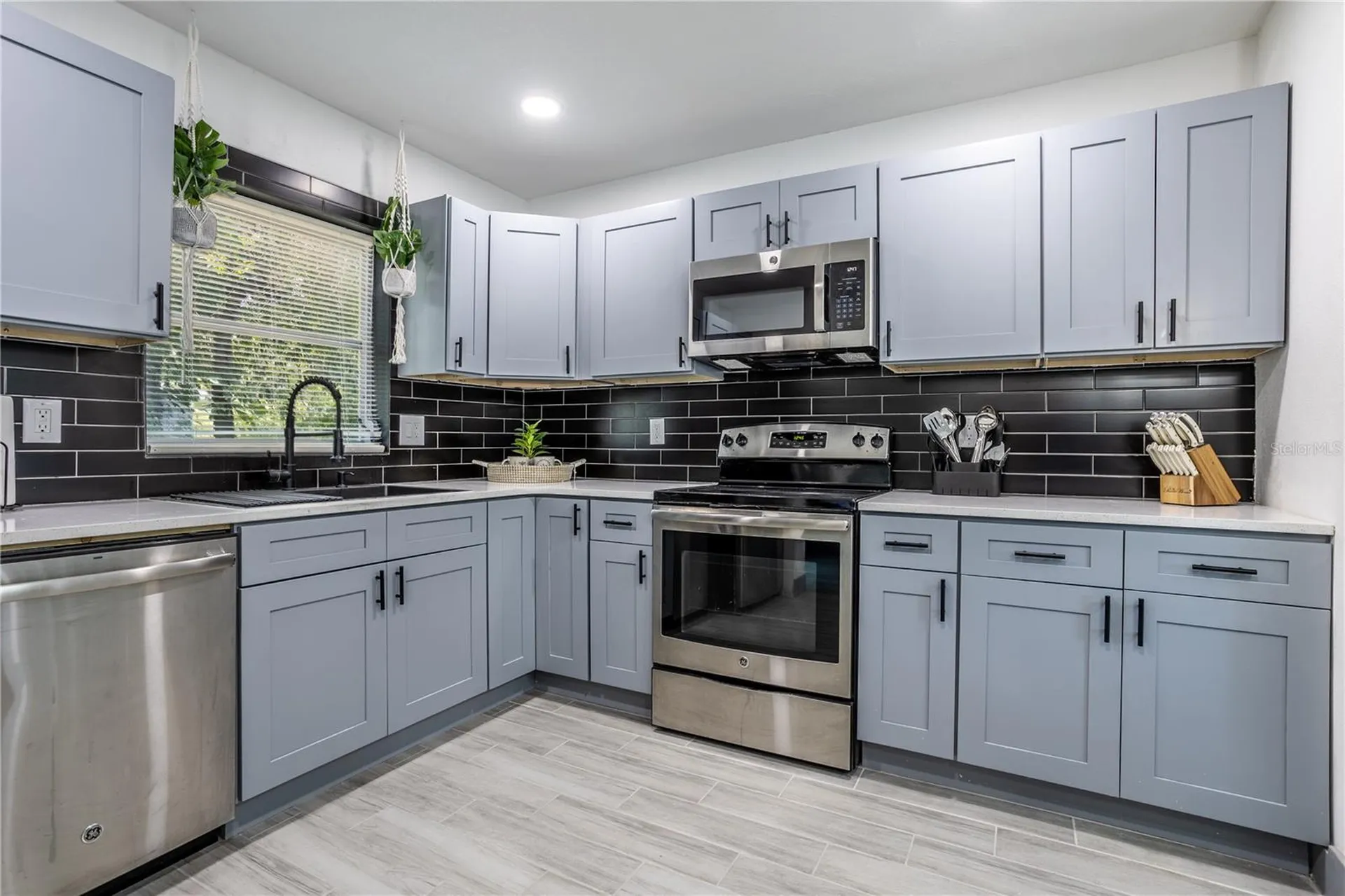 1213 Corbett Lane Orlando FL 32806
