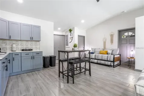 1213 Corbett Lane Orlando FL 32806