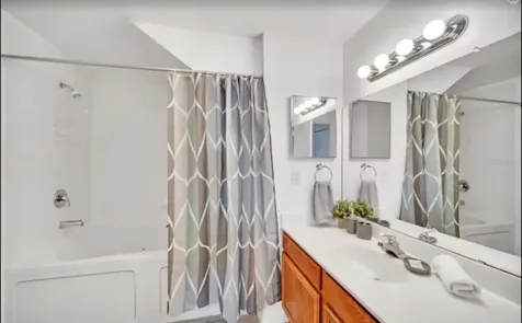 4560 E Yellowgold Road Kissimmee FL 34746