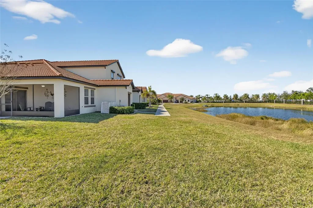 5328 Stoic Vale Drive Wimauma FL 33598