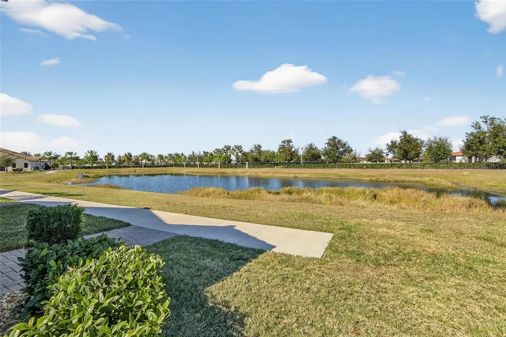 5328 Stoic Vale Drive Wimauma FL 33598