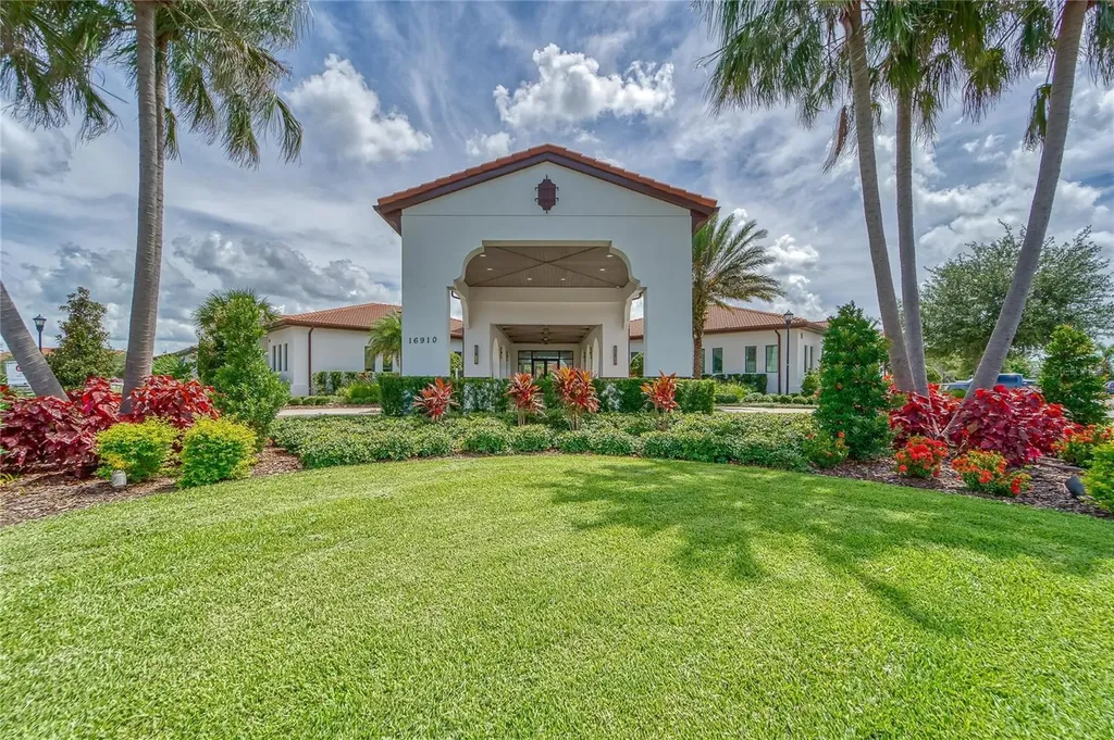 5328 Stoic Vale Drive Wimauma FL 33598