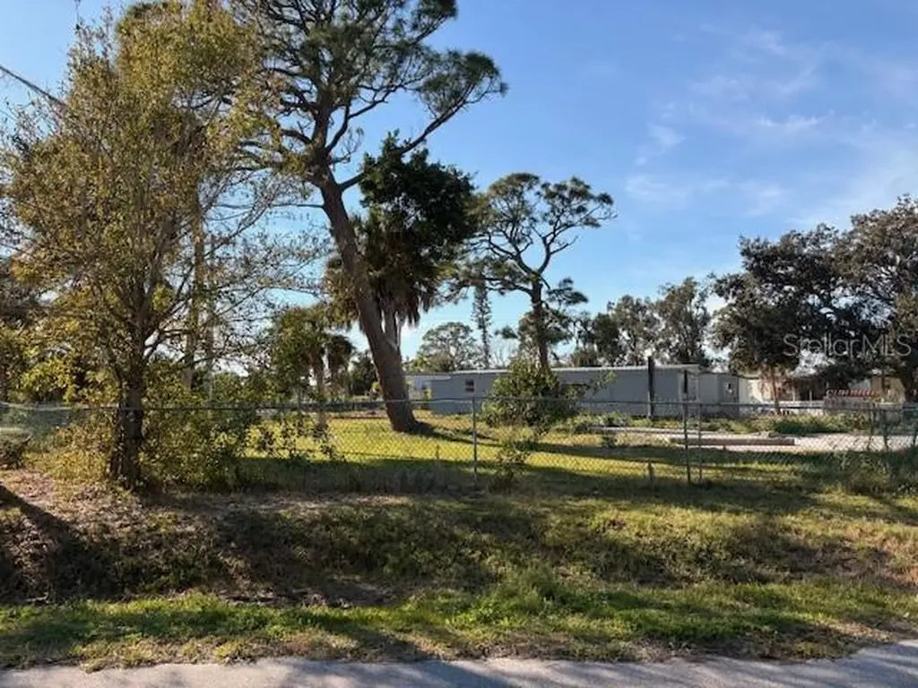 1431 Colonia Lane E Nokomis FL 34275