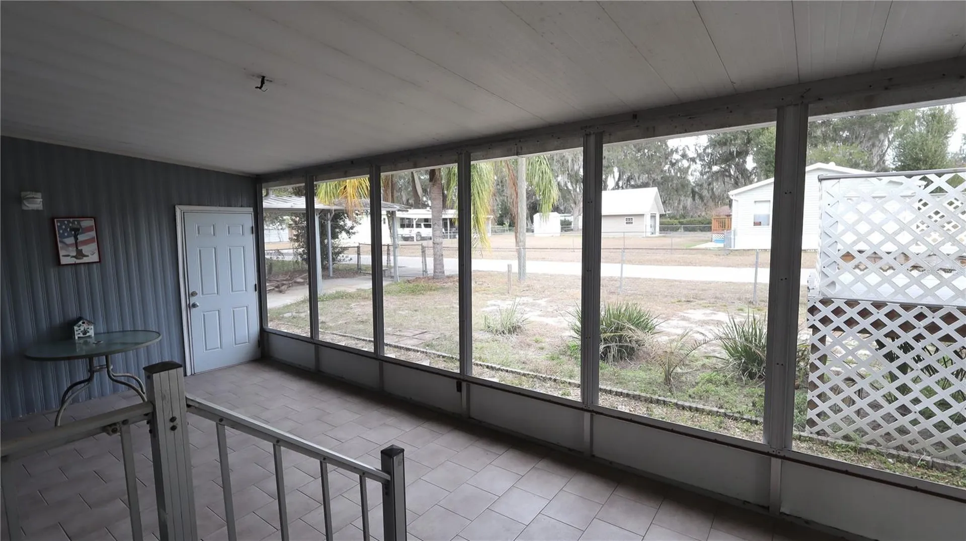 1158 Cr 439 Lake Panasoffkee FL 33538