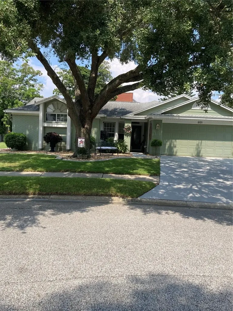 8101 Roxboro Hudson FL 34667