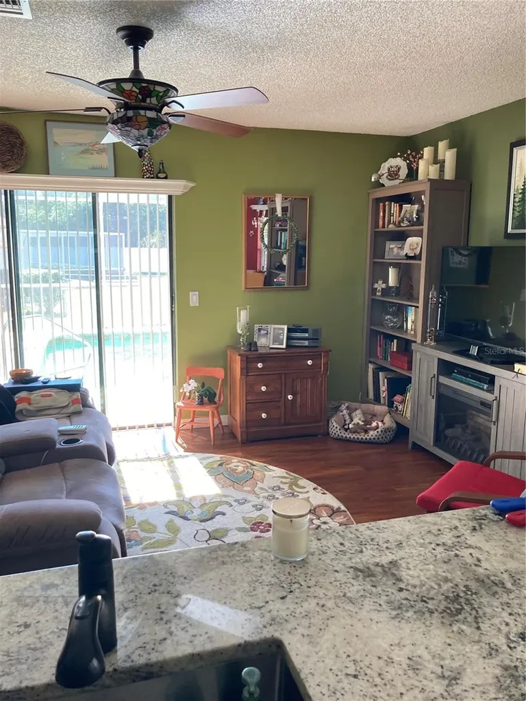 8101 Roxboro Hudson FL 34667