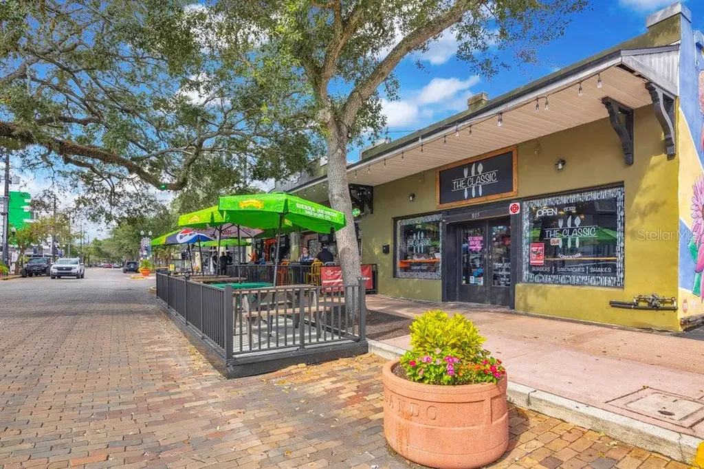 1008 E Robinson Orlando FL 32801