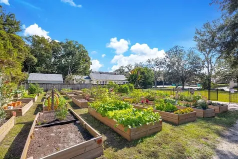 1008 E Robinson Orlando FL 32801