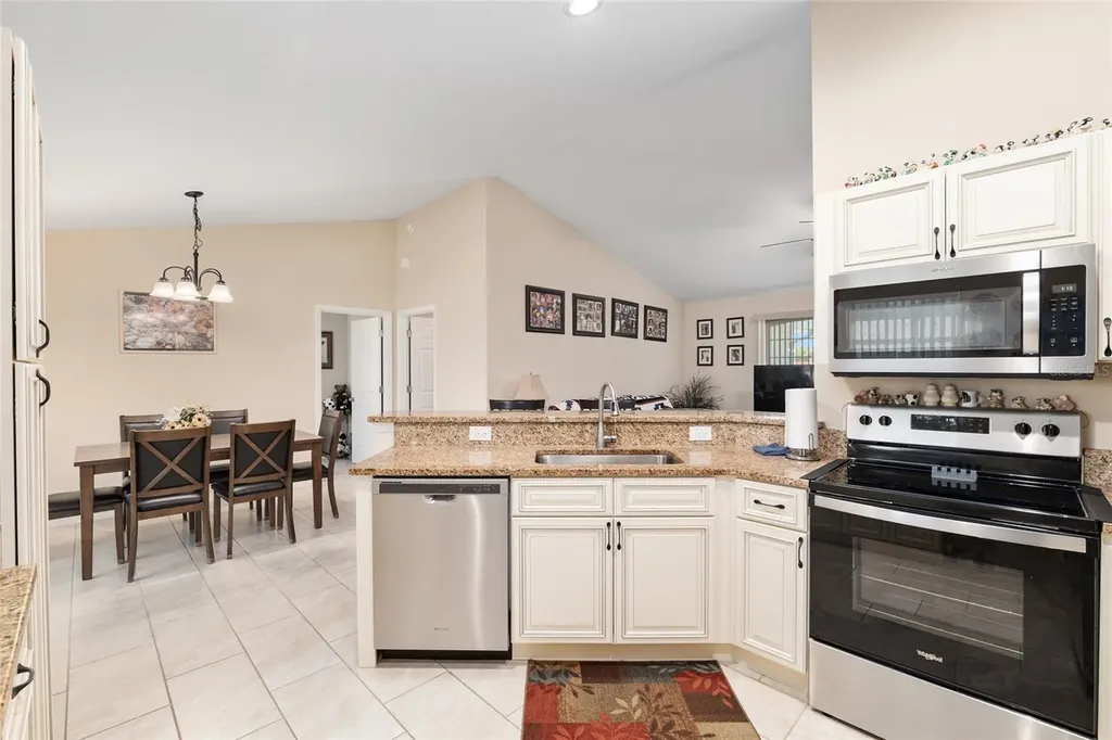 13581 SW 48th Court Ocala FL 34473