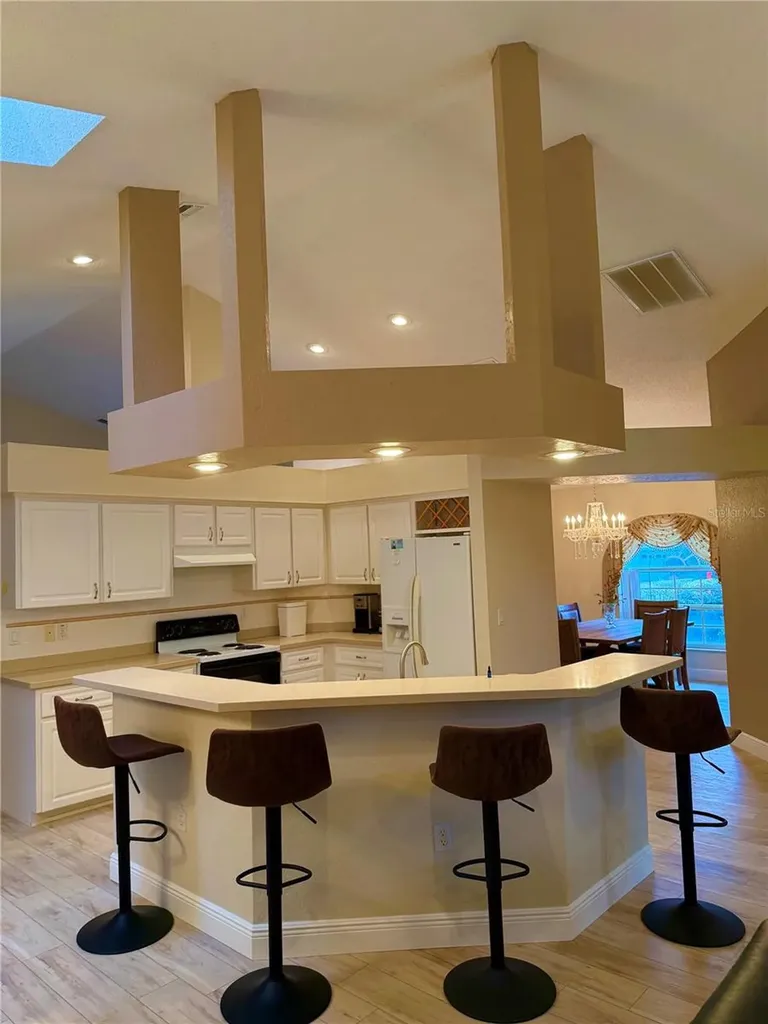 9448 Tooke Shore Drive Weeki Wachee FL 34613