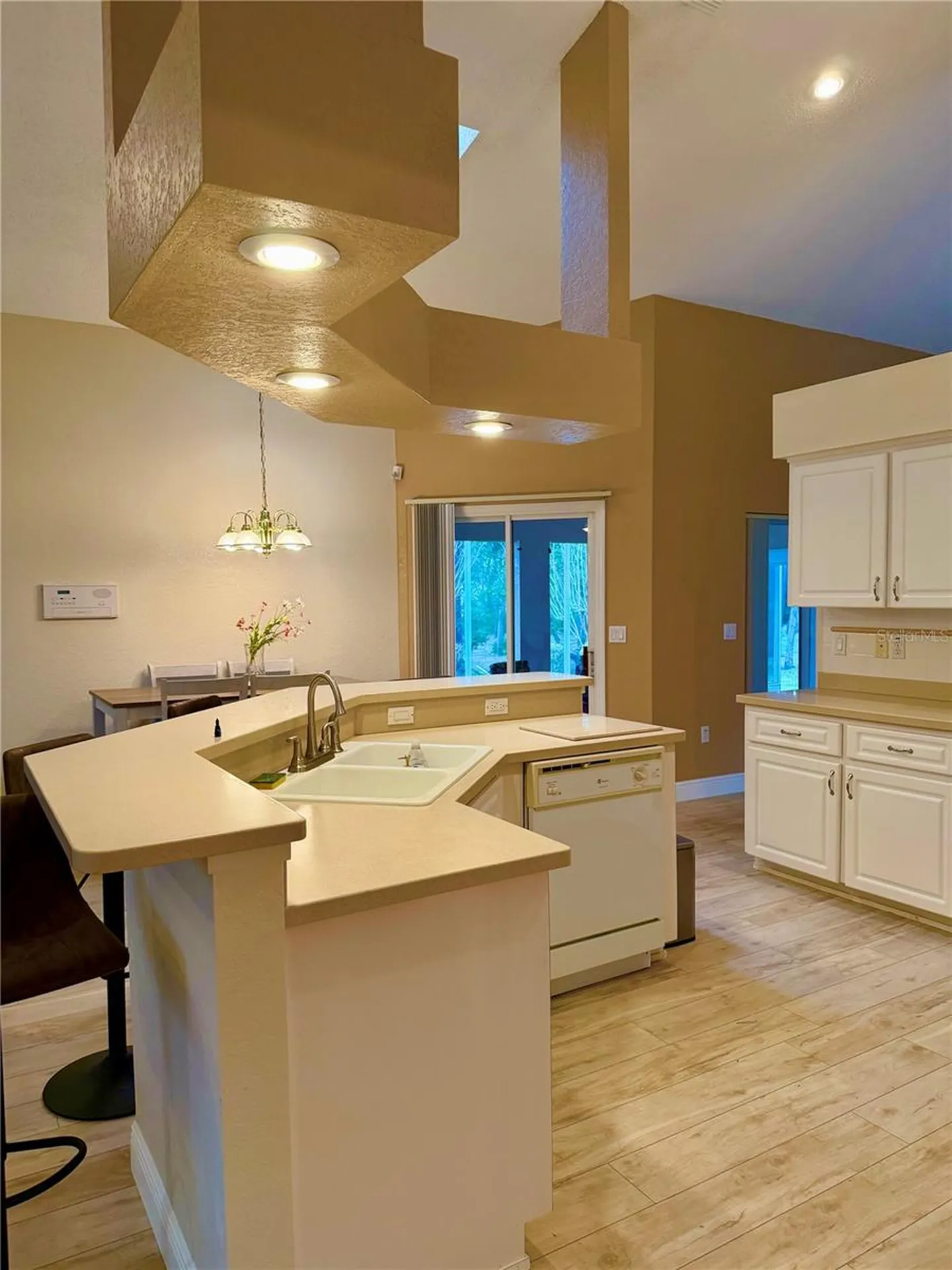 9448 Tooke Shore Drive Weeki Wachee FL 34613