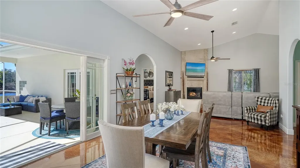 2098 Palm View Road Sarasota FL 34240