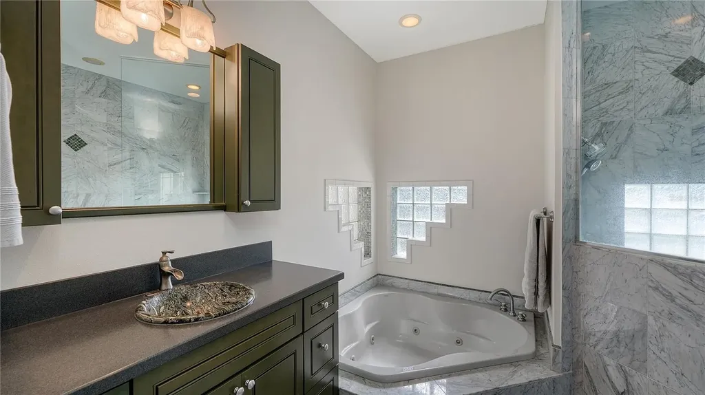 2098 Palm View Road Sarasota FL 34240