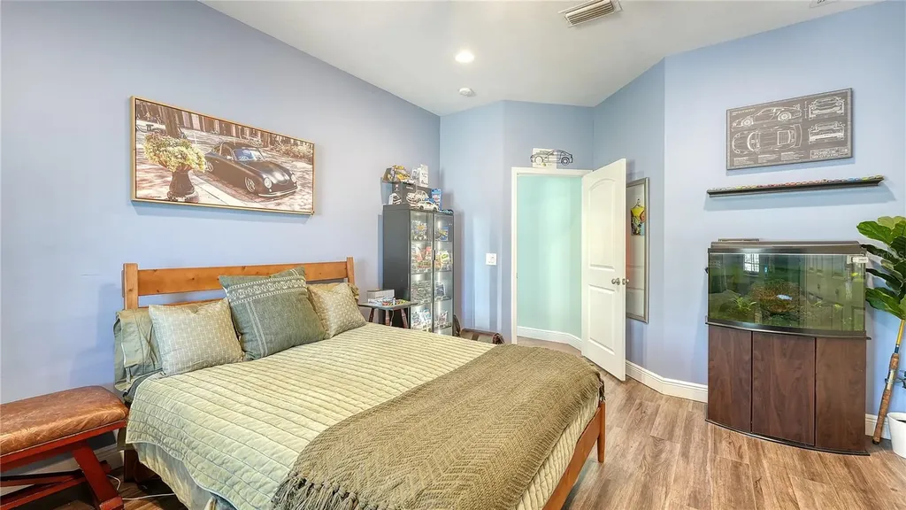 2098 Palm View Road Sarasota FL 34240