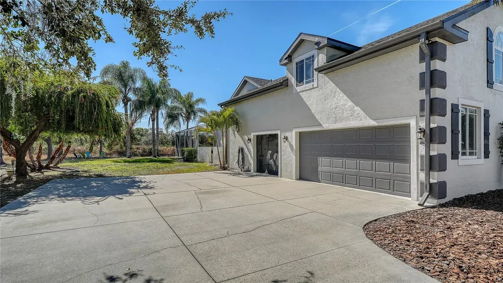 2098 Palm View Road Sarasota FL 34240