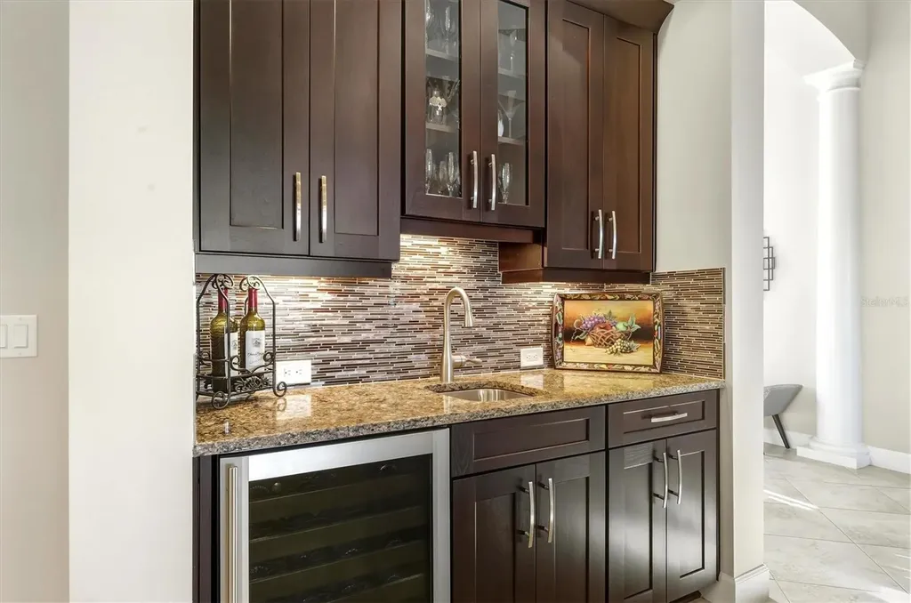 4711 Benito Court Bradenton FL 34211