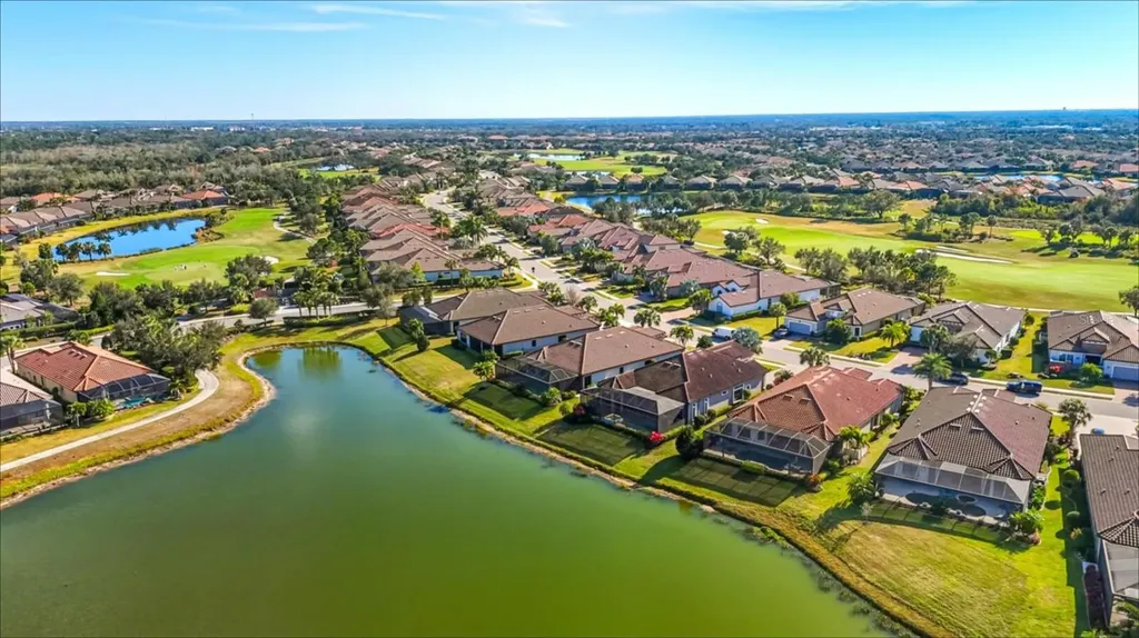 4711 Benito Court Bradenton FL 34211
