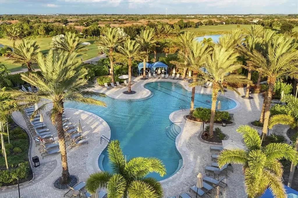 4711 Benito Court Bradenton FL 34211