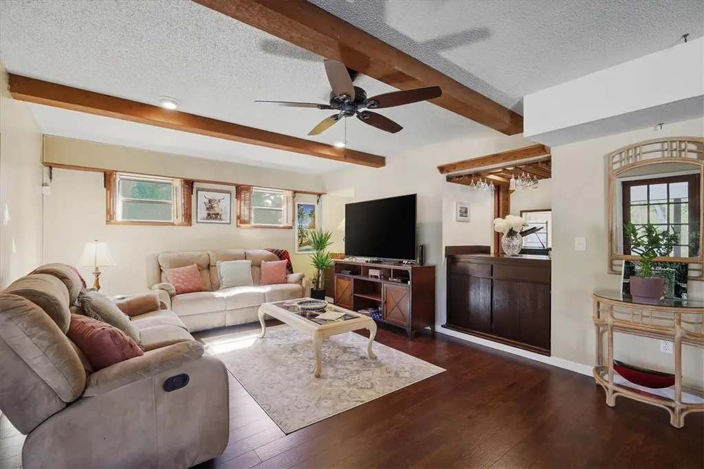 2020 E Dolphin Drive Englewood FL 34223