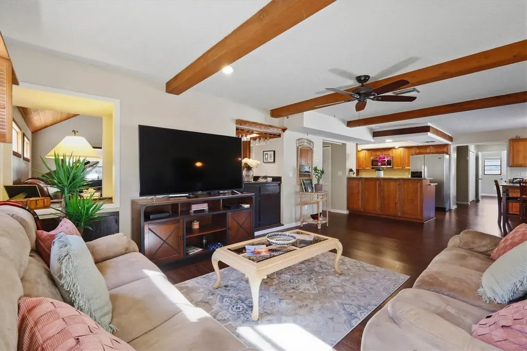 2020 E Dolphin Drive Englewood FL 34223
