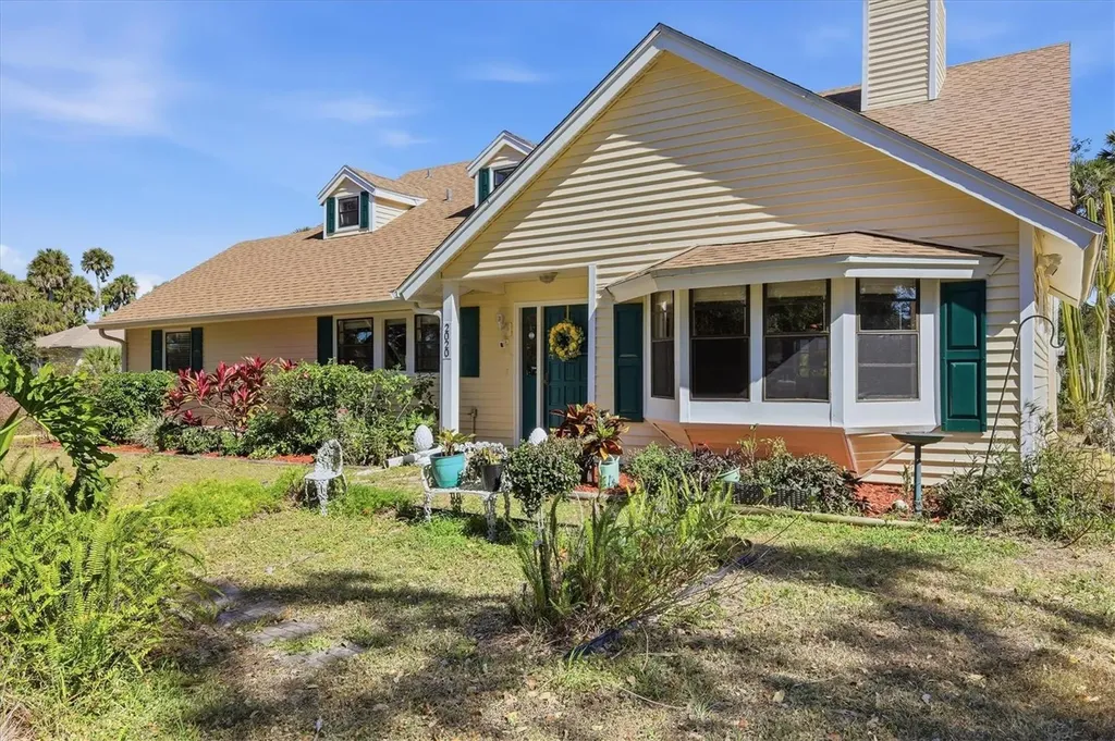 2020 E Dolphin Drive Englewood FL 34223
