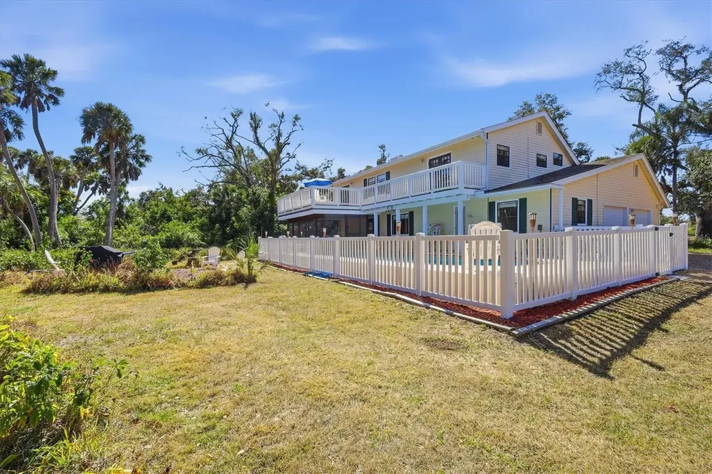 2020 E Dolphin Drive Englewood FL 34223