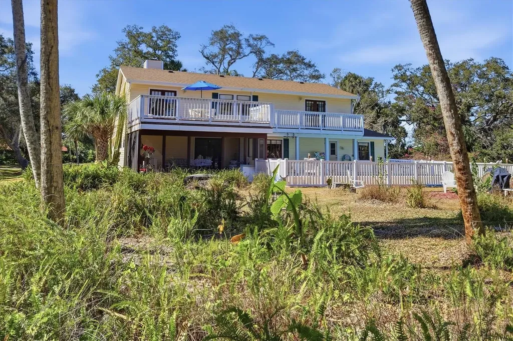 2020 E Dolphin Drive Englewood FL 34223