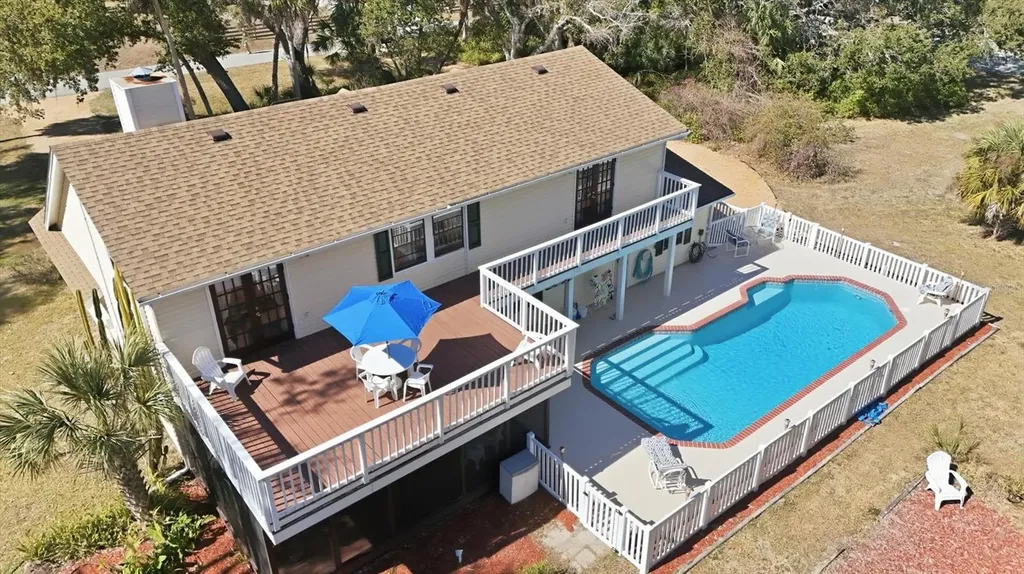 2020 E Dolphin Drive Englewood FL 34223