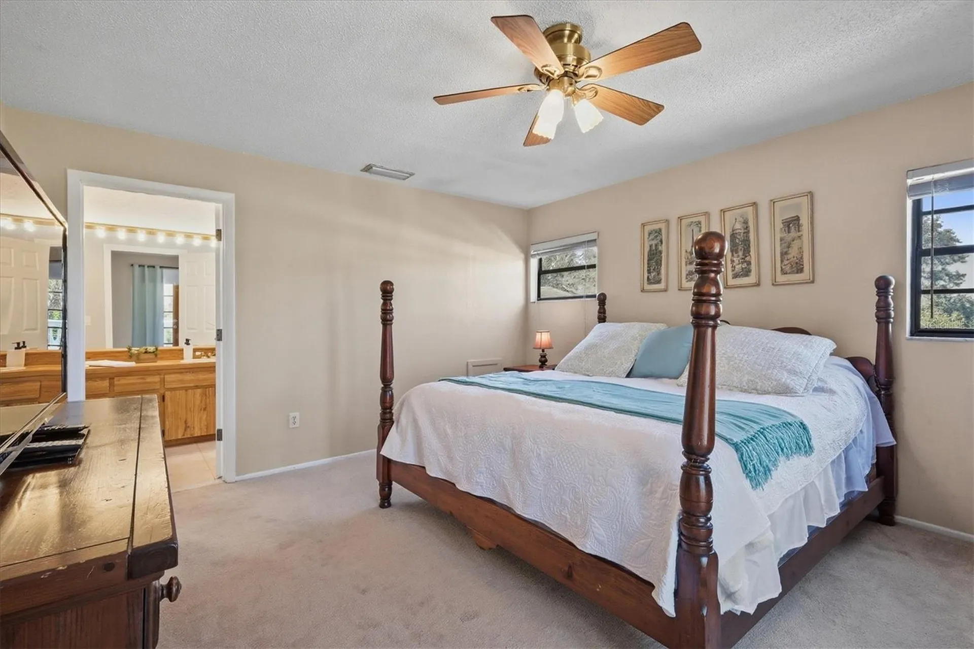 2020 E Dolphin Drive Englewood FL 34223