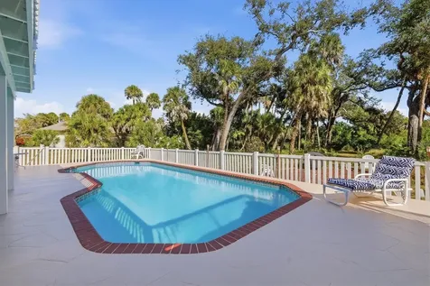 2020 E Dolphin Drive Englewood FL 34223