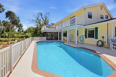 2020 E Dolphin Drive Englewood FL 34223
