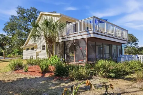 2020 E Dolphin Drive Englewood FL 34223