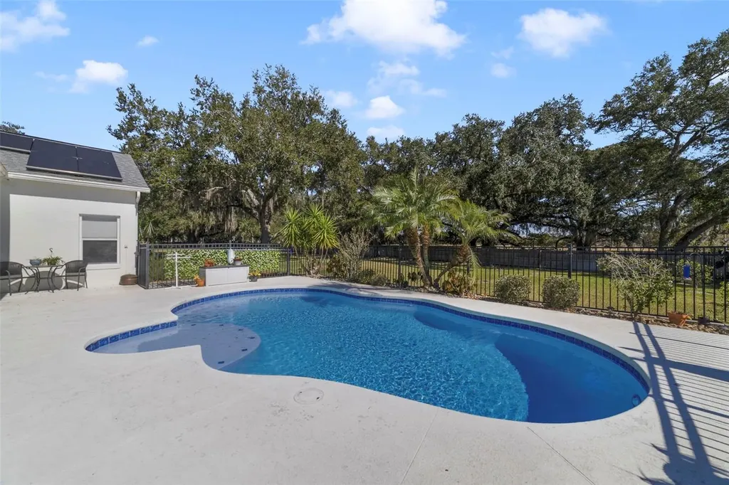 1401 Hidden Oaks Bend St Cloud FL 34771